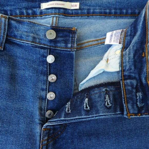 36x26 Levi's Wedgie Straight Jeans Button Fly Medium Wash High Waist 16W Short - Picture 3 of 9